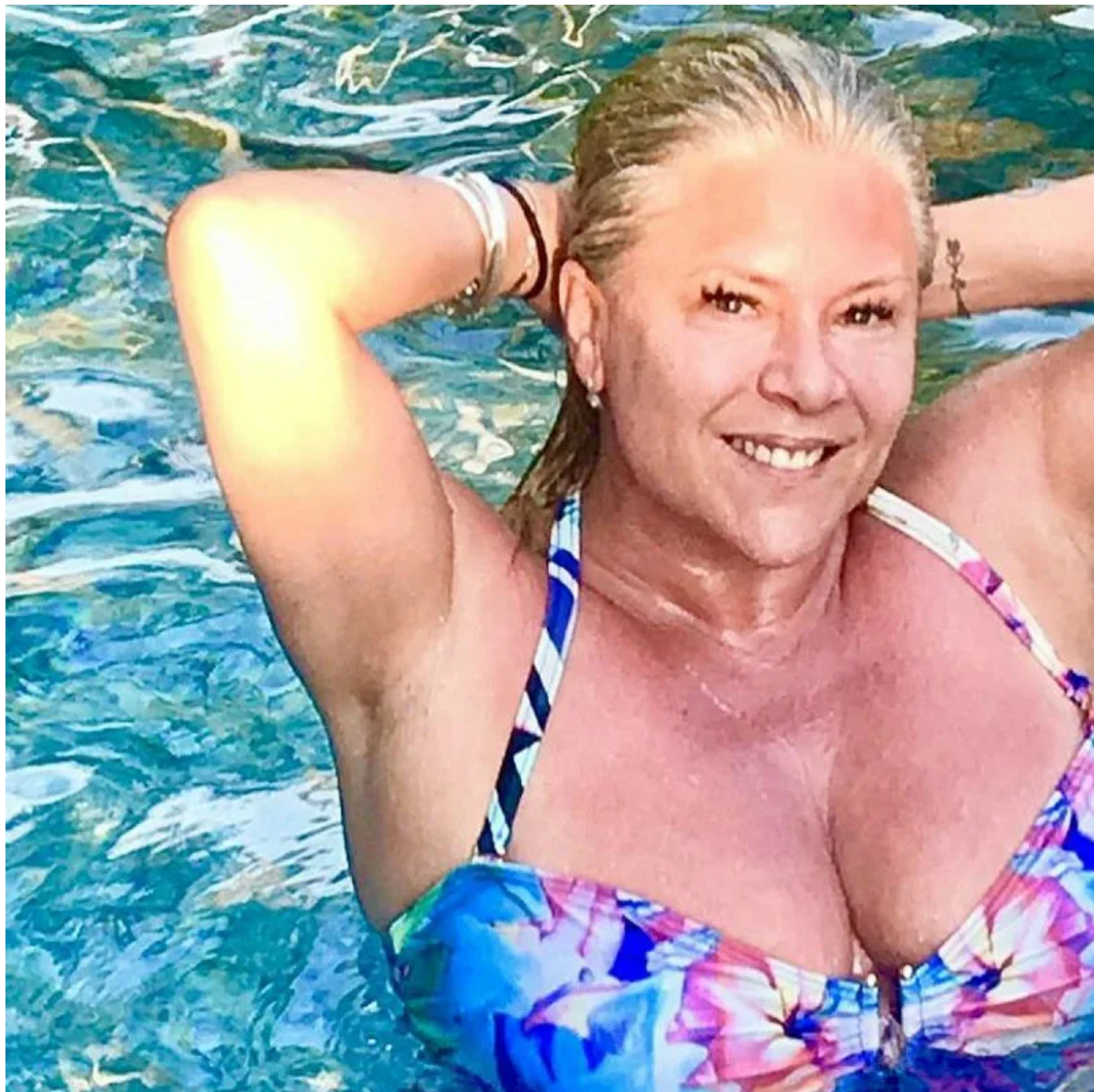 Samantha Fox recent photo 1